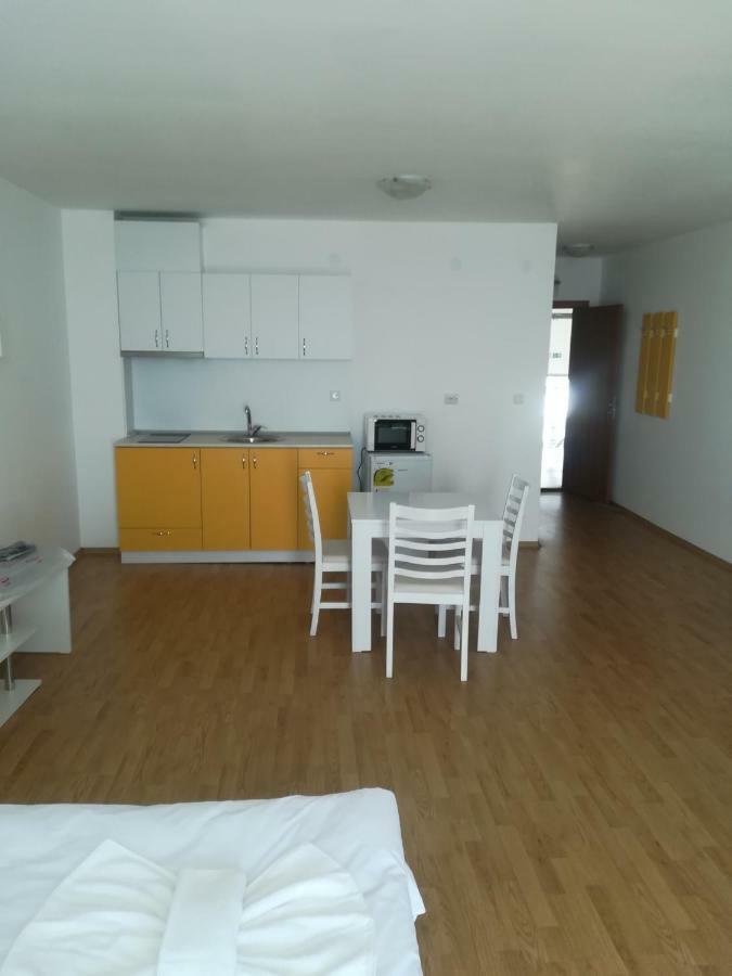Apartment Rutland Ravda Extérieur photo